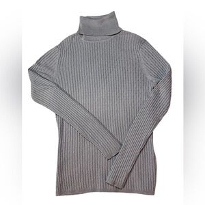 Women’s Brooks Brothers cable knit sweater 100% silk